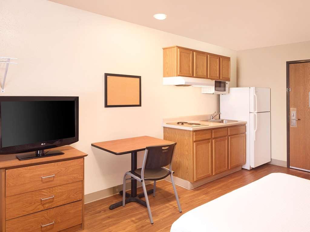 Extended Stay America Select Suites - Fort Lauderdale - Airport - West Davie Room photo